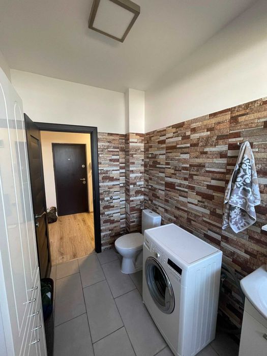 Apartament 2 camere complet utilat si mobilat (loc de parcare inclus)