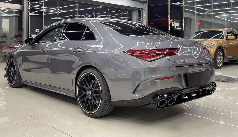C118 CLA45AMG пакет броня прагове накрайници решетка Mercedes