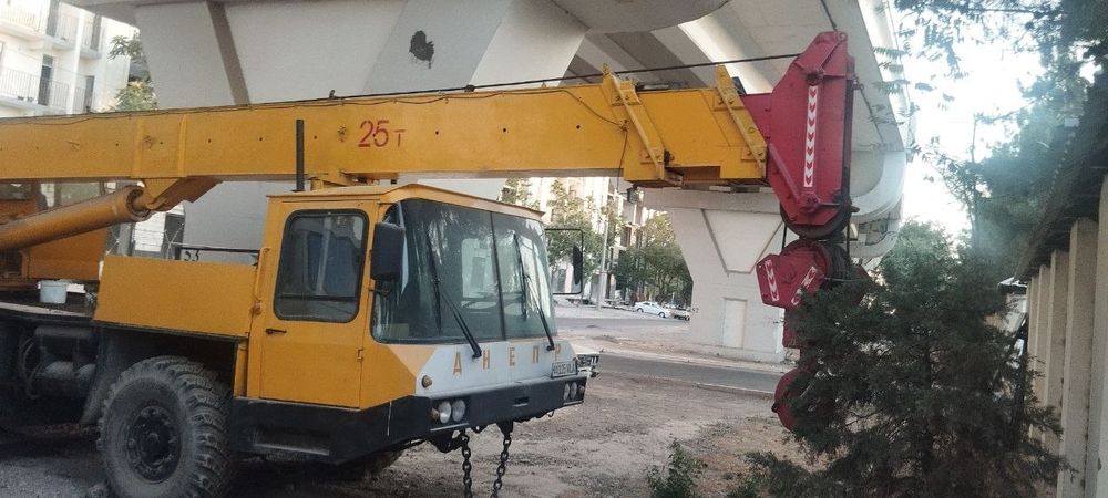 Автокран рабочим состоянии