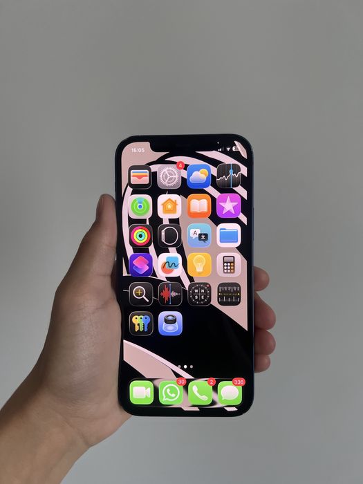 Iphone 12 в хорошем состоянии