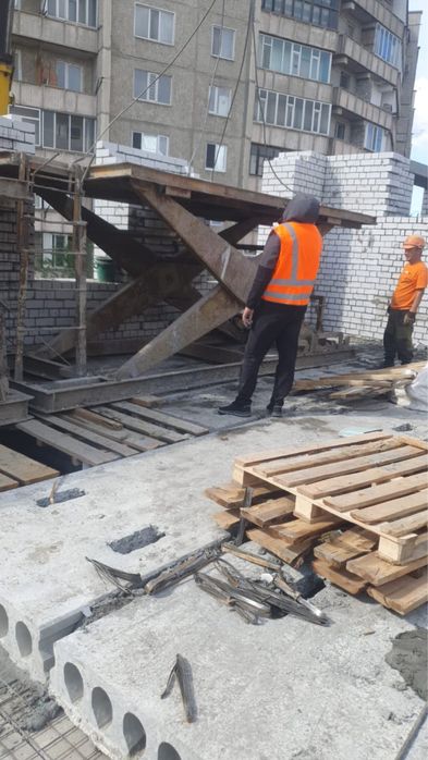 Продам строительные столы