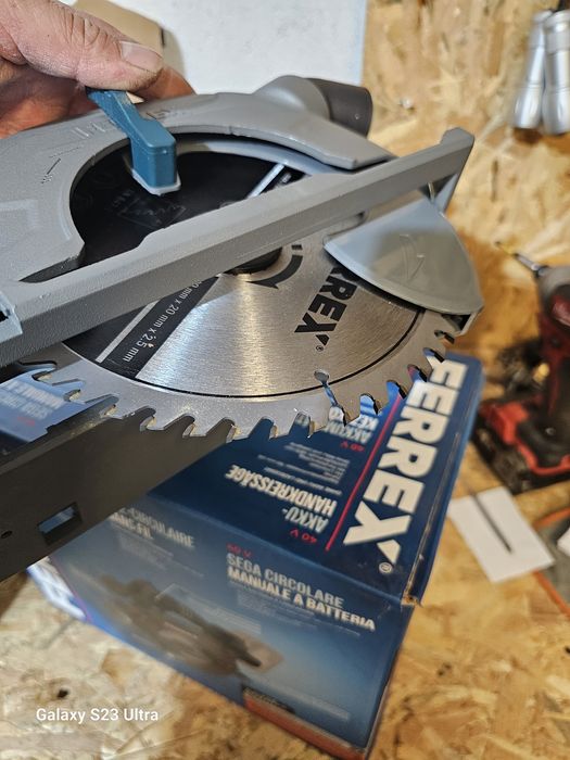 Циркуляри Ferrex