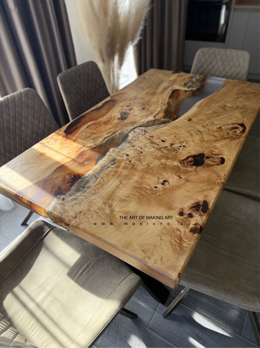 Маса с епоксидна смола