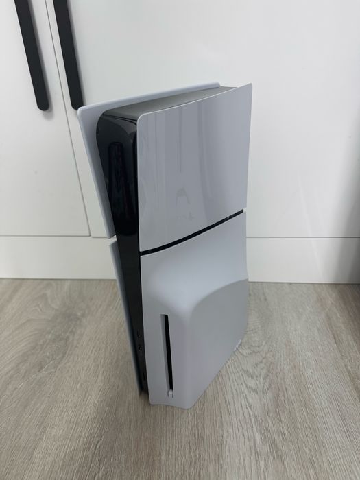 PlayStation 5 Slim с дисководом на 1 TB