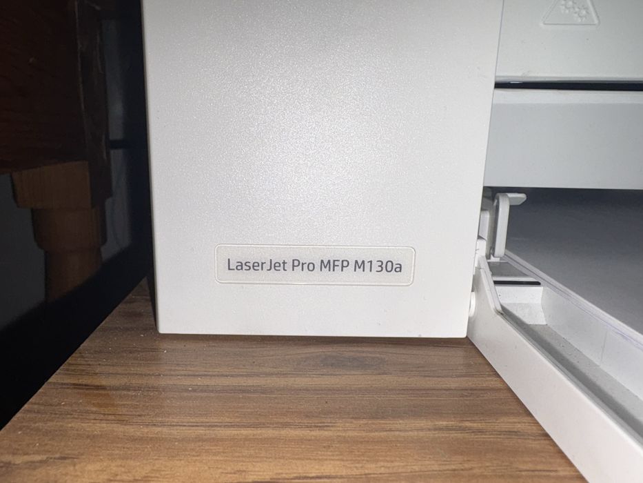 Принтер HP laserJet Pro