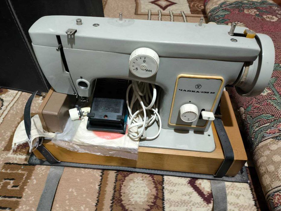 Швейная машинка чайка 132 М