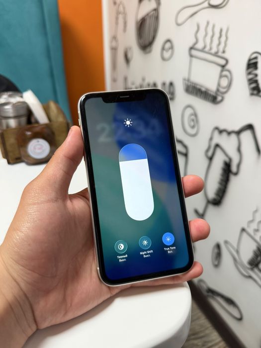 iphone 11 64gb.