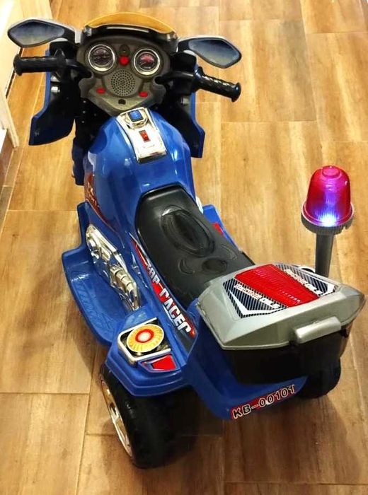 Motocicleta electrica cu 3 roti  pentru copii 2-5 ani