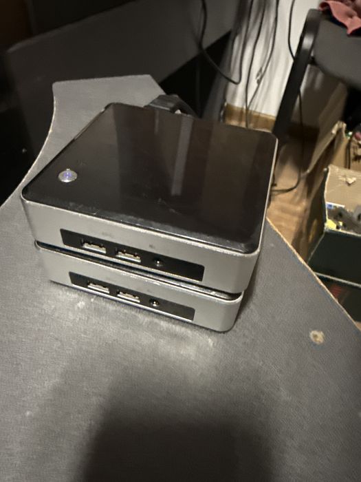 MiniPC Intel NUC i5 5gen 8g 256g m2 win10pro