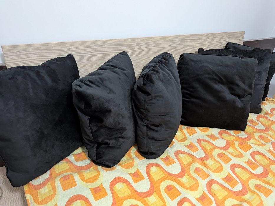 3 Perne decorative din catifea