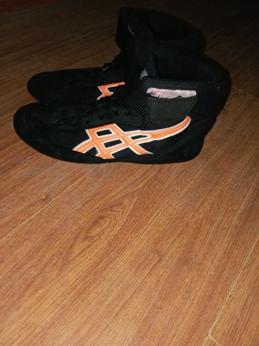 Barsovka asics 39 razmer