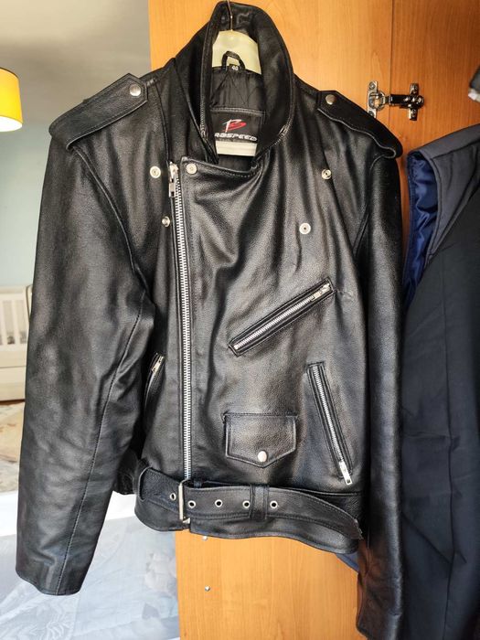 Черно Кожено Яке