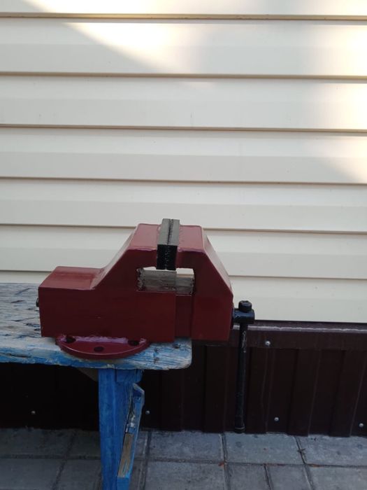 Тиски ,мощные