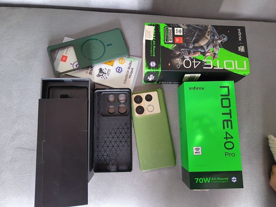 Infinix note 40 pro 12+12/256