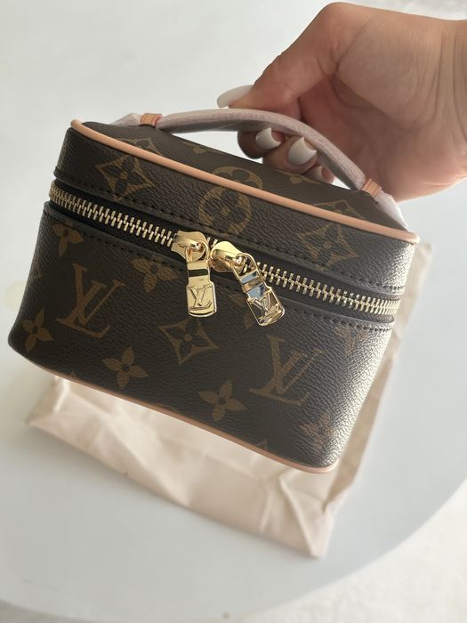 Мини дамска чанта LV