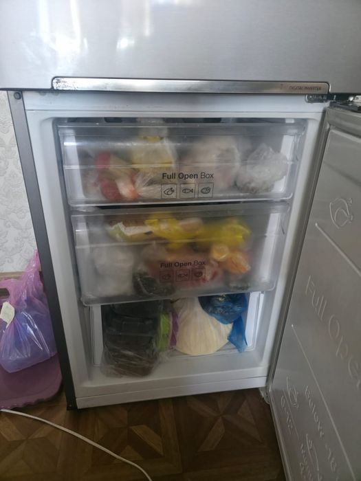Продается холодильник Самсунг