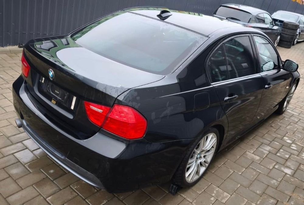 Dezmembrez BMW 320d LCI an 2011,Motor N47 2.0d 184 cp,Recaro incalzit