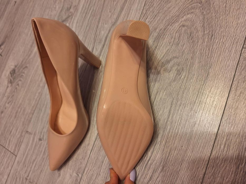 Официални обувки