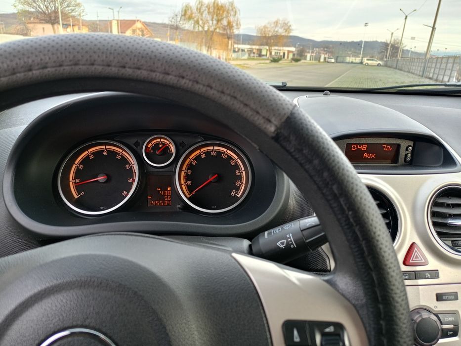 Vând autoturism Opel CORSA