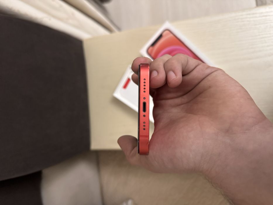 Продамм айфон 12