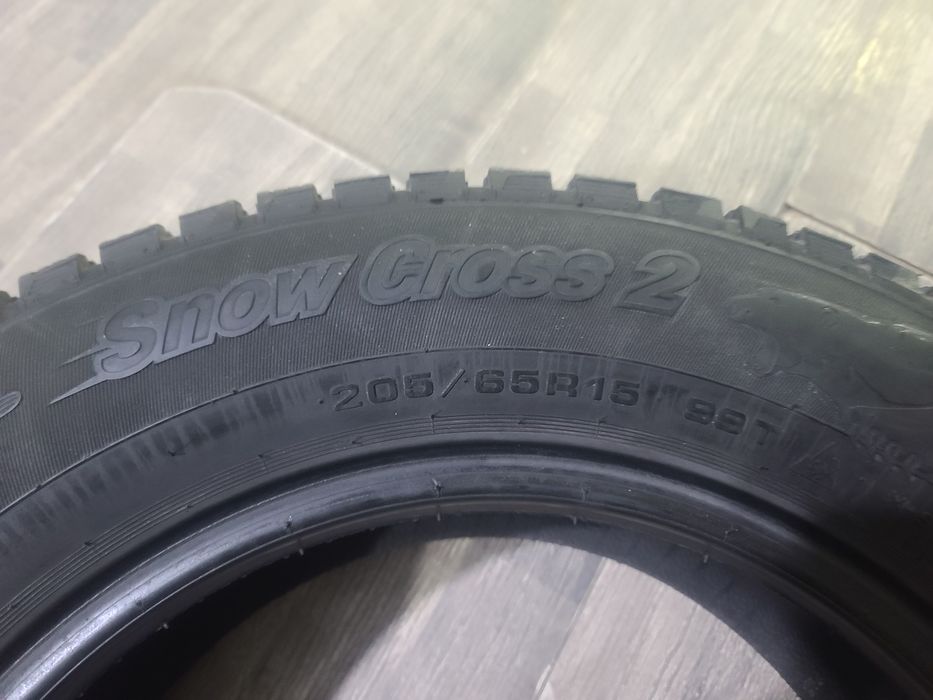 205/65/15 zimniy balon sotiladi