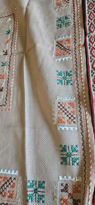 Колекция ретро покривки и каренца - големи, ръчно плетени, бродерия