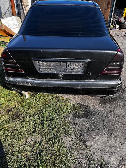 Продам Mercedes-Benz C 180