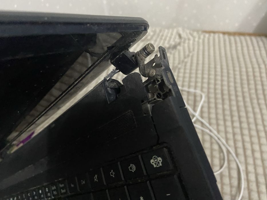 ноутбук на запчаст