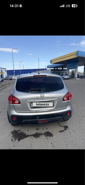 Nissan qashqai 2008 г.