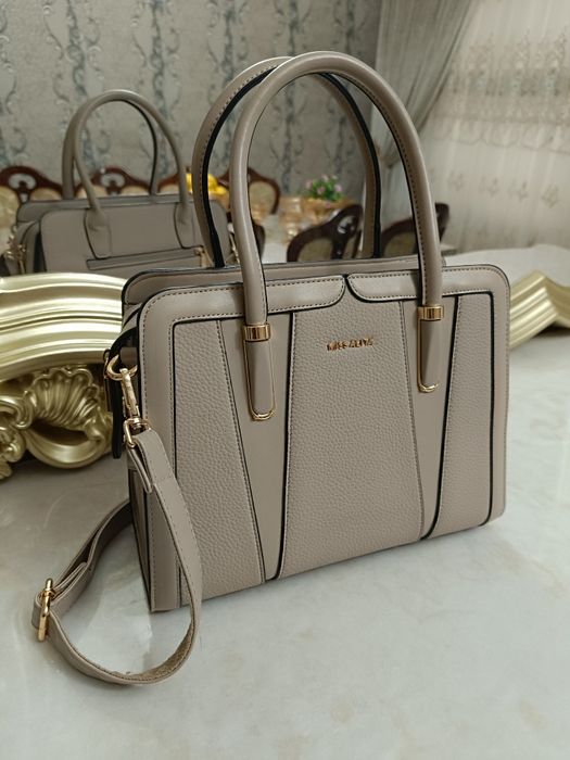 Sumka yangi holatda, kam ishlatilgan