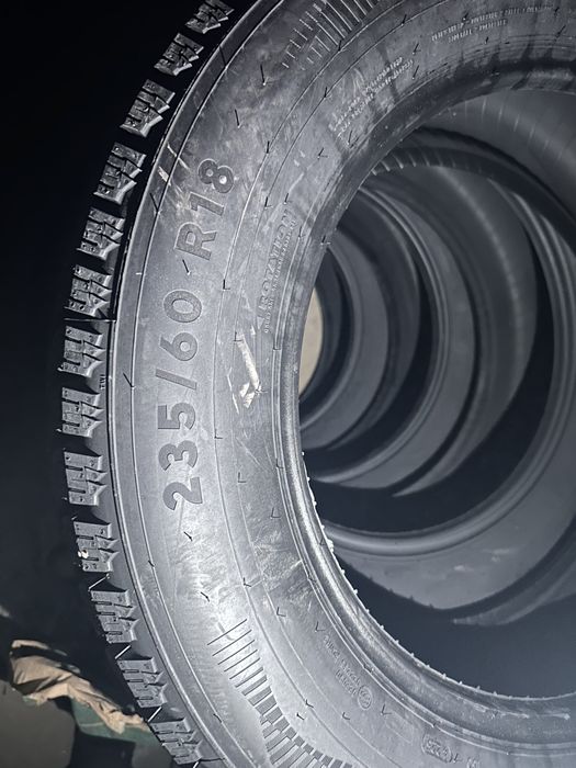 Продам зимние покрышки