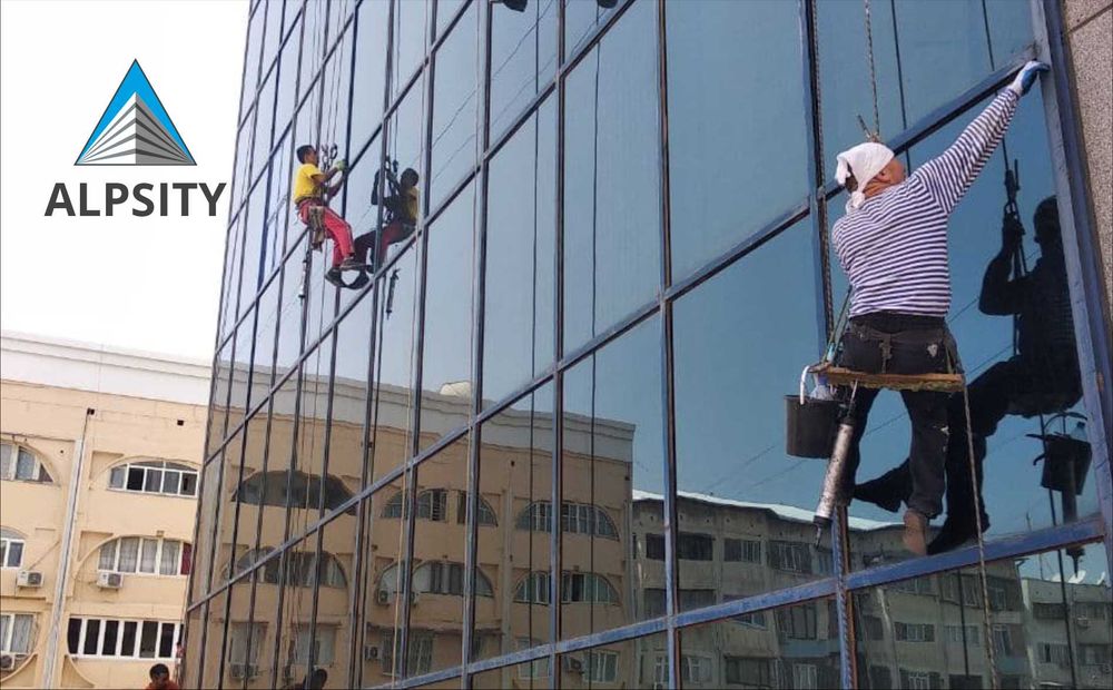 Альпинисты. Мойка окон,зданий и конструкций