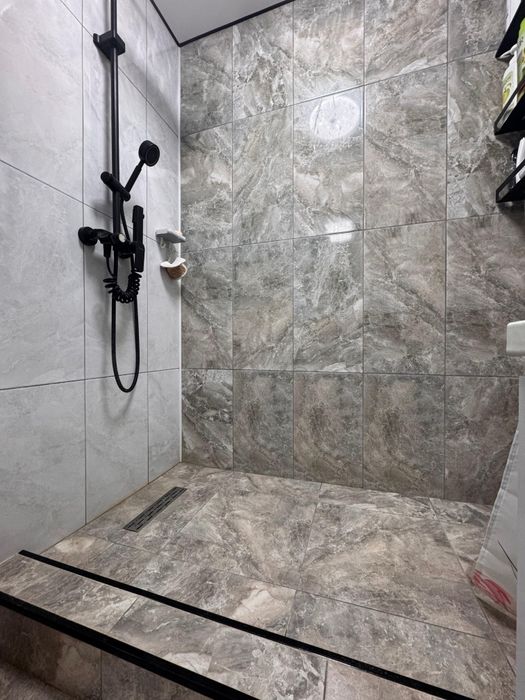 Укладка кафеля. Услуги кафельщика.