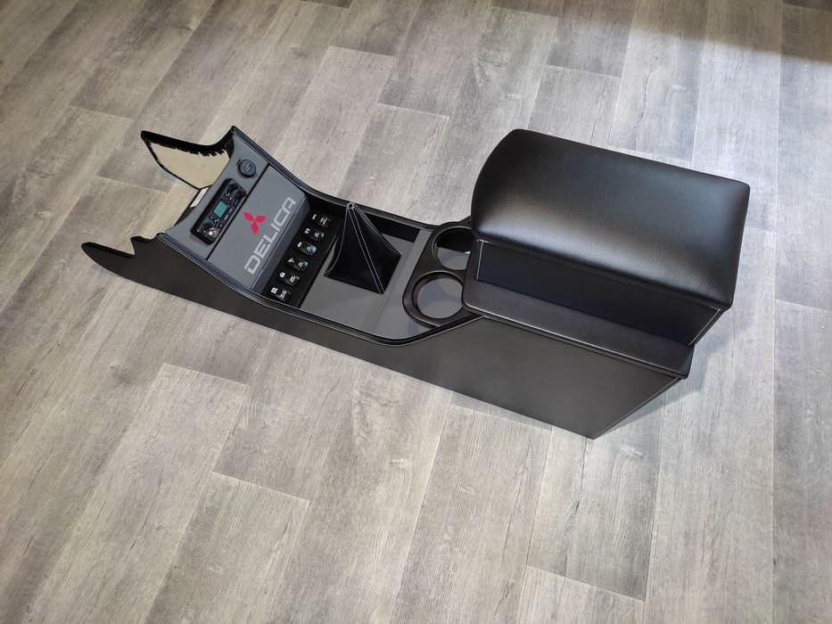 Delica подлокотники !