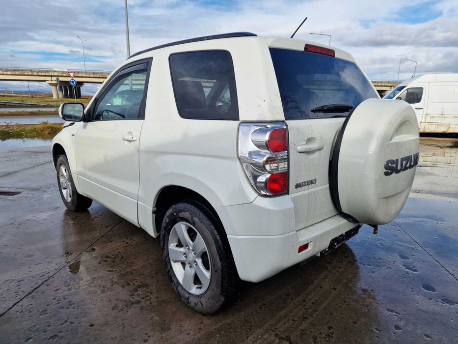 Suzuki Grand Vitara 1.9 НА ЧАСТИ