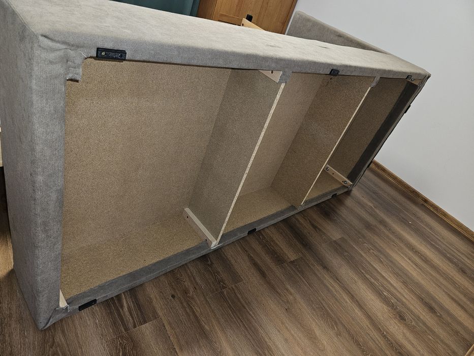 Pat tapițat cu saltea cu spumă de memorie