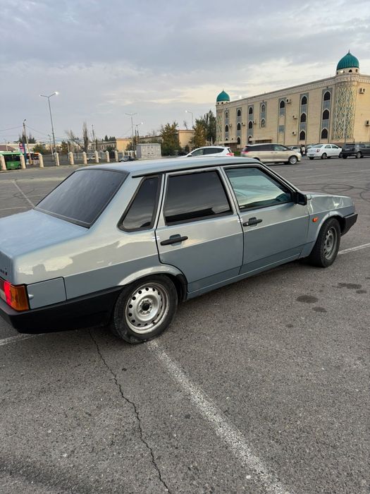 Машина ваз 2199 продается