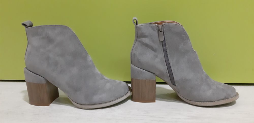 Сиви боти  No 38 Lionela Grey