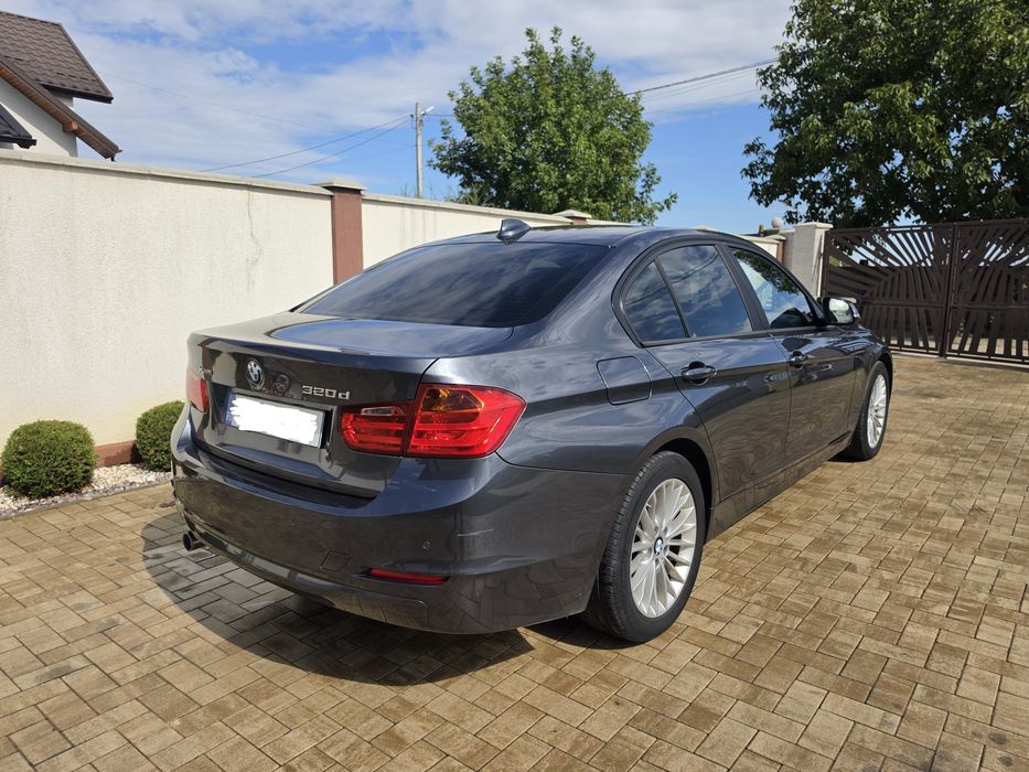 BMW 320d xDrive • 2015 • Automat • 184 CP • 4x4 • Head-Up Display