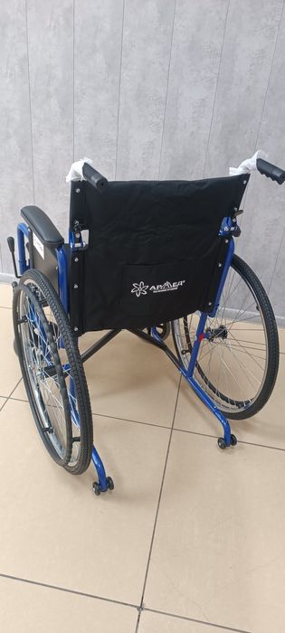 Продам инвалидную коляску