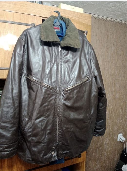 Продам летную куртку