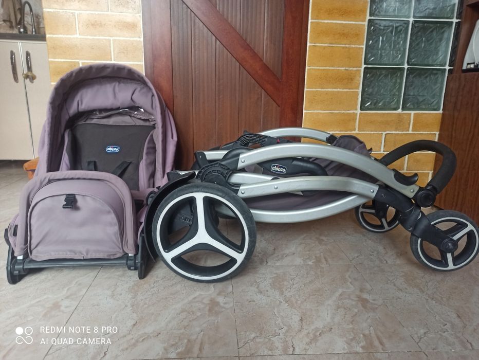 Большая Коляска от chicco