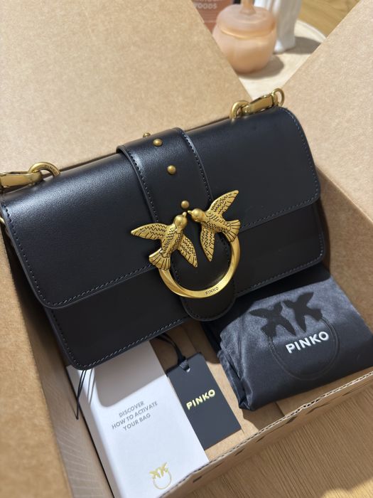 Дамска чанта PINKO