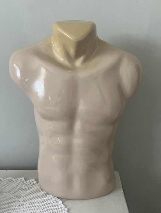 Манекени пластмаса