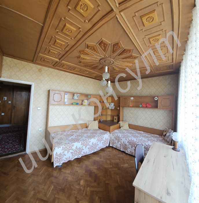Продава се Тристаен апартамент в Велико Търново, Център - 78 кв.м за 1404 €/кв.м - Снимка #3