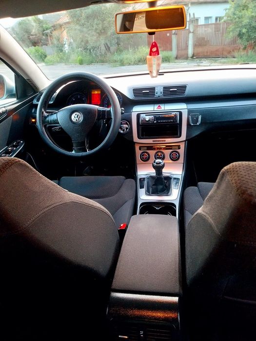 Volkswagen Passat B6 2.0TDI 140CP BKP 2007 E4
