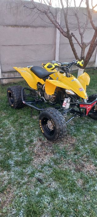 Vând  yamaha yfz 450 .