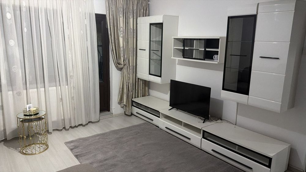 Vând apartament 3 camere visoi