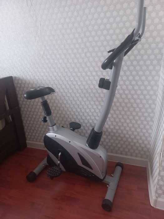Велотренажёр продам