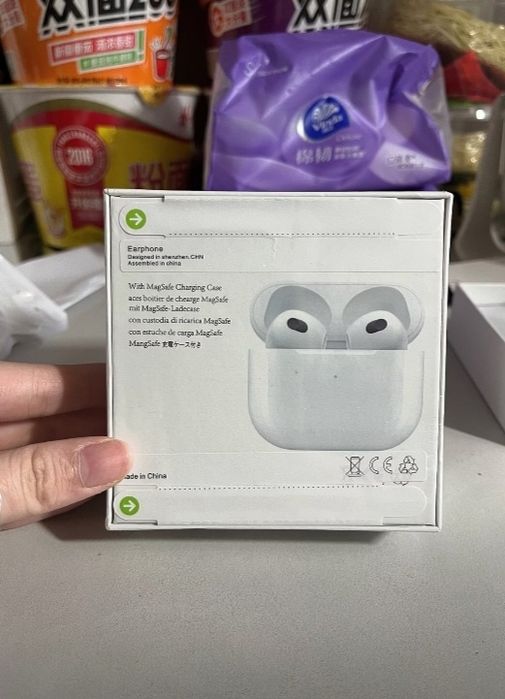 Airpods 4 базовый